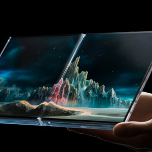Not iPhone But Apple’s First Foldable Device Could Be An iPad; Likely To Launch In 2025
