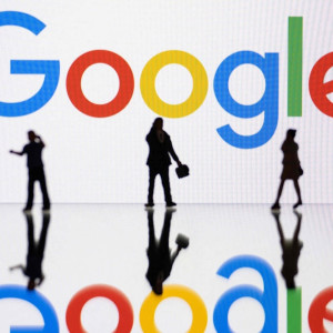 Google?s Pichai Defends Search Dominance as Rivals Circle