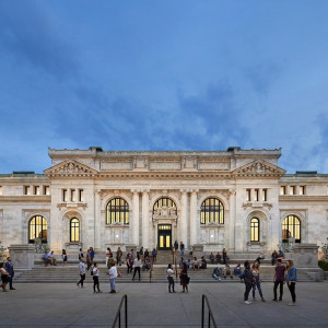 Crime Blotter: Apple Store sting leads to arrest for gym owner