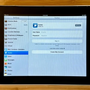 Legacy Twitter is beautifully encapsulated in the original iPad for all eternity