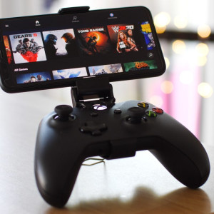 Microsoft is pushing forward with its own Xbox mobile gaming store