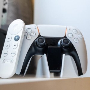 These are some of the best last-minute tech gifts you can still get with store pickup