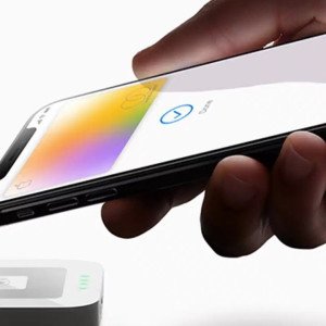 Customers can now pay for goods with Apple Pay in Lowe's home improvement stores