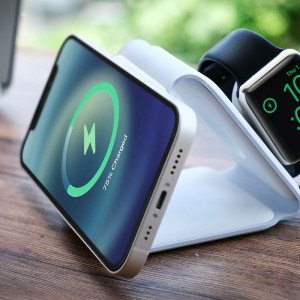 Charge 3 devices at once with this $45 charging station