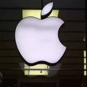 EU Commission seeks feedback on Apple offer to open up tap-and-go tech to rivals