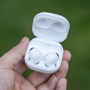Samsung Galaxy Buds 2 Pro hit $130, official Pixel 7a cases $23, more
