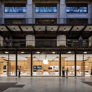 Apple asks UK to dismiss $1 billion App Store class action suit