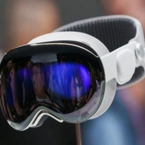 Chinese consumers are paying about $7000 for the Apple Vision Pro in the grey market