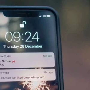 Unauthorized Surveillance: iPhone Ads and Push Notifications Exploited for Data Collection