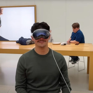 Some Apple Vision Pro team members think we should wait for the 4th-gen model