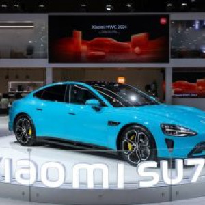 Xiaomi SU7 Unveiled at MWC 2024; Check Design, Specifications and Features of Upcoming Electric Sedan From Xiaomi