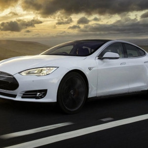 Tesla's Ultra Wideband update improves how you unlock cars with an iPhone