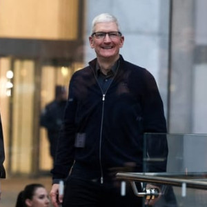 Apple defeats lawsuit claiming it overpaid CEO Tim Cook, others