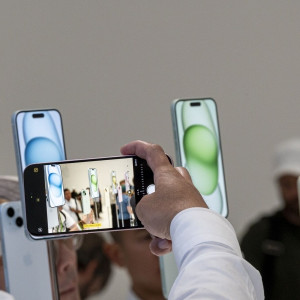 iPhone 14 Pro Max, iPhone 15 Pro Max top world's best-selling smartphone list; now, buy one with huge discount