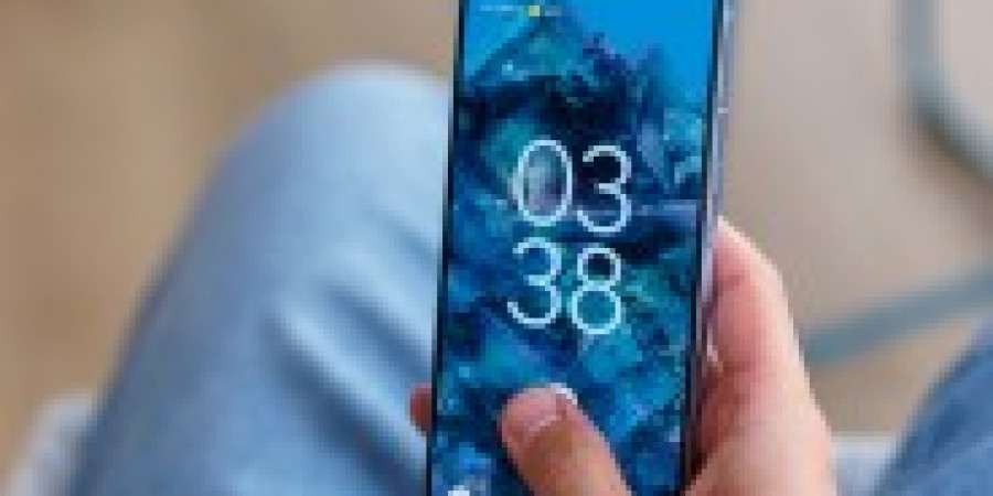Google Pixel phones may get adaptive display touch sensitivity