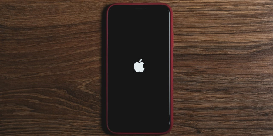 Easy Fixes for an iPhone Stuck on the Apple Logo